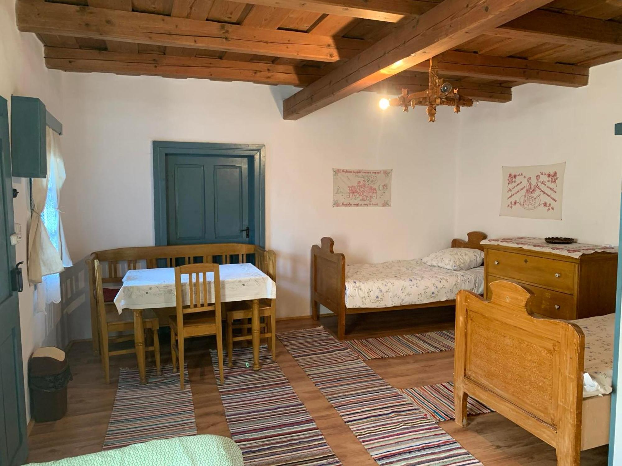 Biro Vendeghaz Otel Sòvàrad Dış mekan fotoğraf