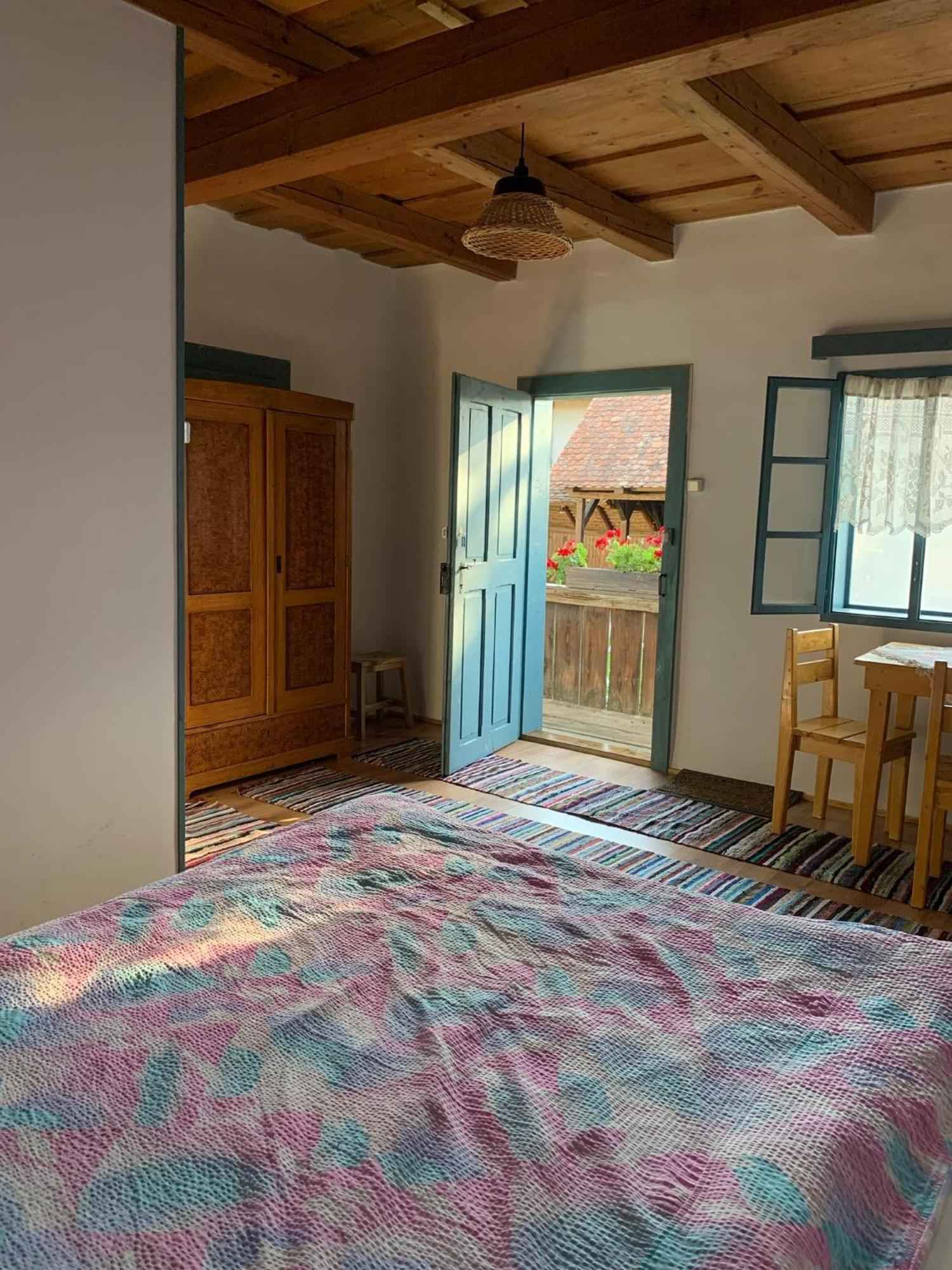 Biro Vendeghaz Otel Sòvàrad Dış mekan fotoğraf