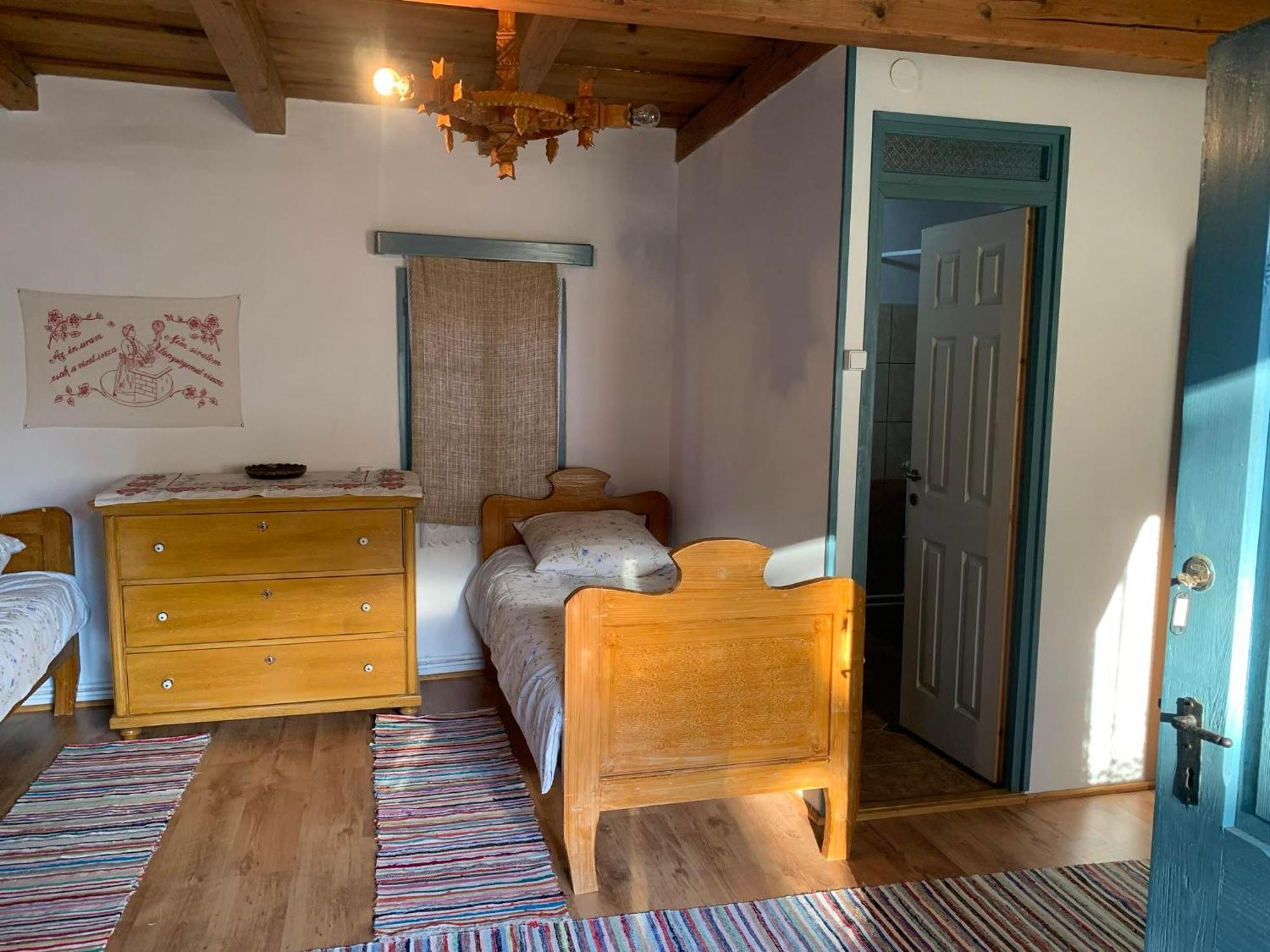 Biro Vendeghaz Otel Sòvàrad Dış mekan fotoğraf